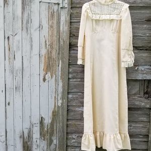 Hoot Owl 60s 70s Vintage Wedding Dress